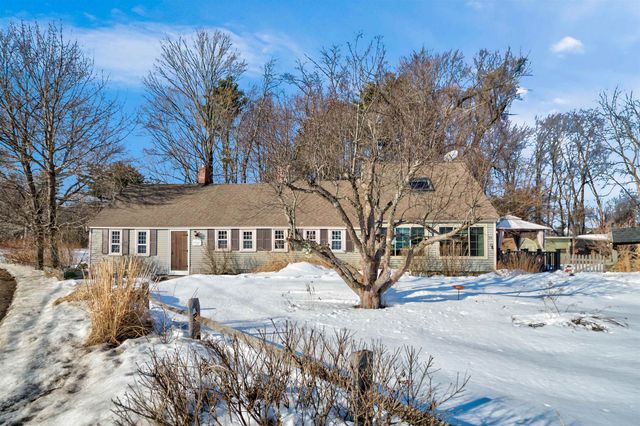 92 Main Street, Atkinson, NH 03811