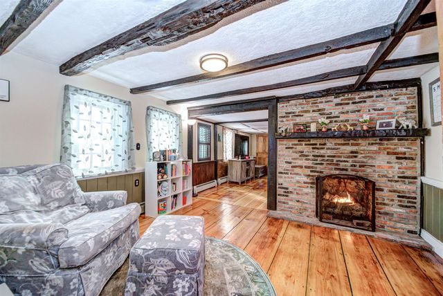 92 Main Street, Atkinson, NH 03811