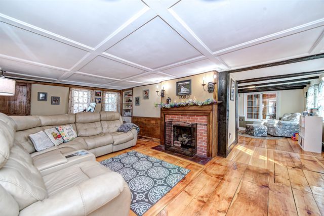 92 Main Street, Atkinson, NH 03811