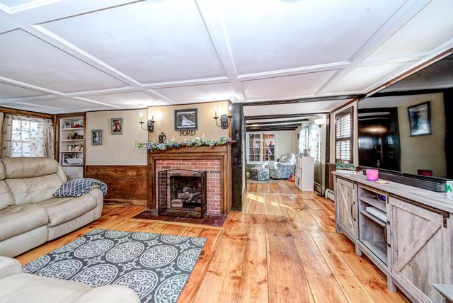 92 Main Street, Atkinson, NH 03811