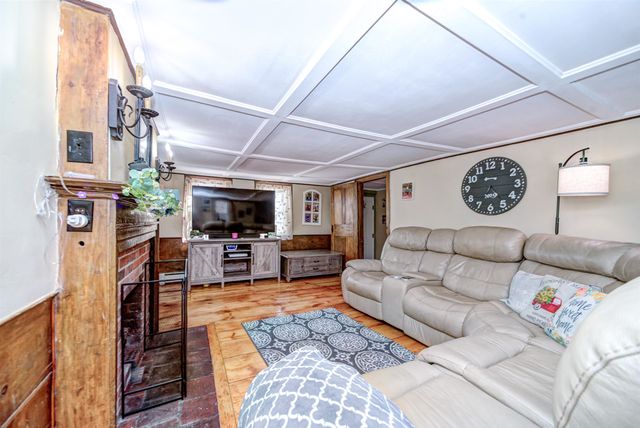 92 Main Street, Atkinson, NH 03811