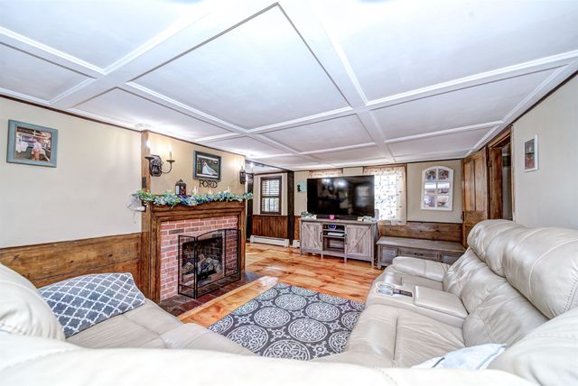 92 Main Street, Atkinson, NH 03811