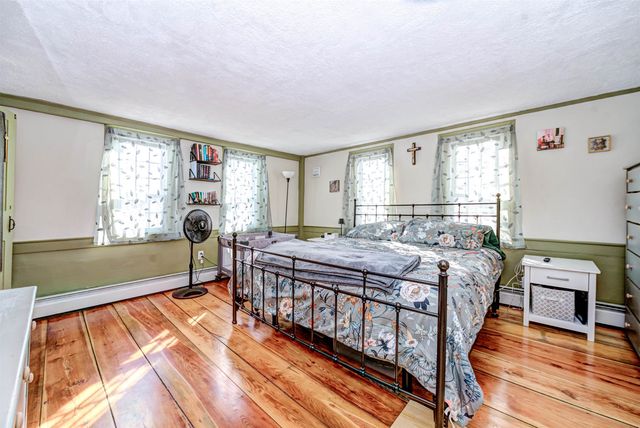 92 Main Street, Atkinson, NH 03811