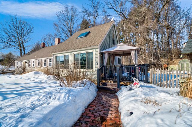 92 Main Street, Atkinson, NH 03811