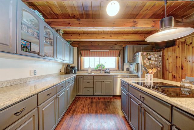 92 Main Street, Atkinson, NH 03811