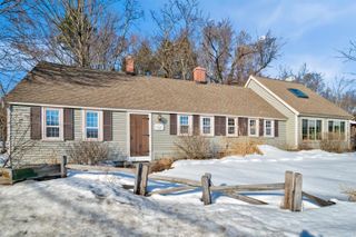 92 Main Street, Atkinson, NH 03811