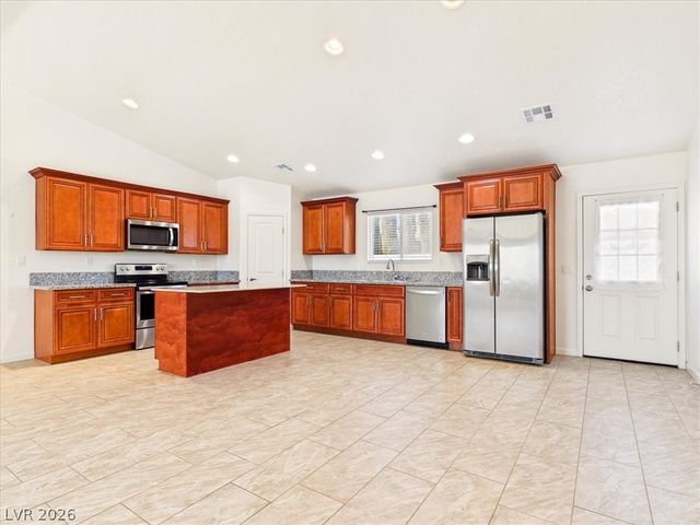 690 Lampshire Lane, Pahrump, NV 89060