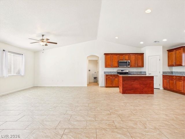 690 Lampshire Lane, Pahrump, NV 89060