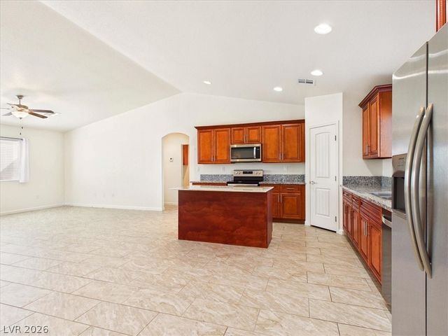 690 Lampshire Lane, Pahrump, NV 89060