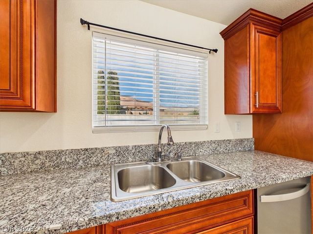 690 Lampshire Lane, Pahrump, NV 89060