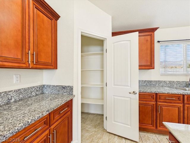 690 Lampshire Lane, Pahrump, NV 89060