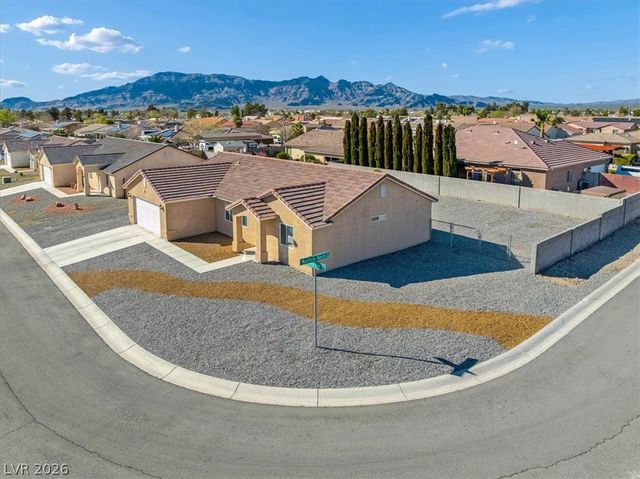 690 Lampshire Lane, Pahrump, NV 89060
