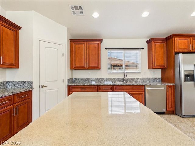 690 Lampshire Lane, Pahrump, NV 89060