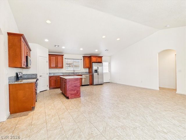 690 Lampshire Lane, Pahrump, NV 89060