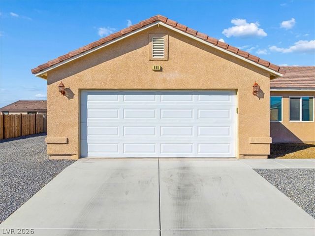 690 Lampshire Lane, Pahrump, NV 89060