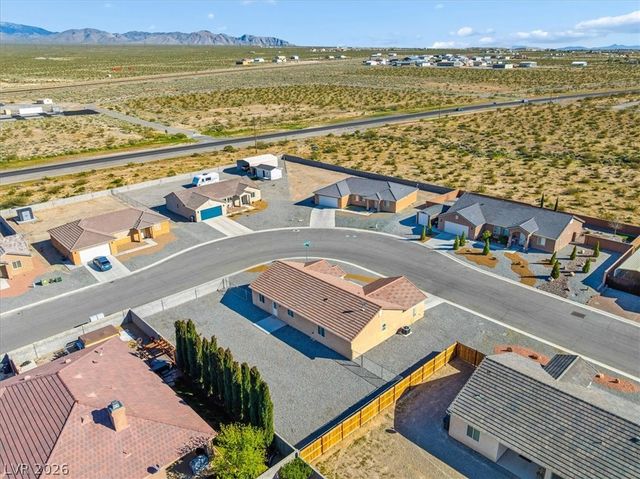 690 Lampshire Lane, Pahrump, NV 89060