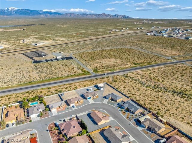 690 Lampshire Lane, Pahrump, NV 89060