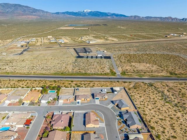 690 Lampshire Lane, Pahrump, NV 89060