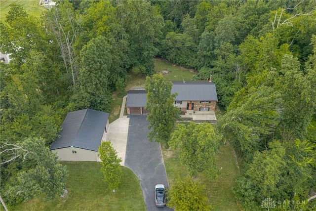 1472 Ludlow Road, Beavercreek Twp, OH 45385