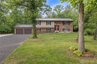 1472 Ludlow Road, Beavercreek Twp, OH 45385