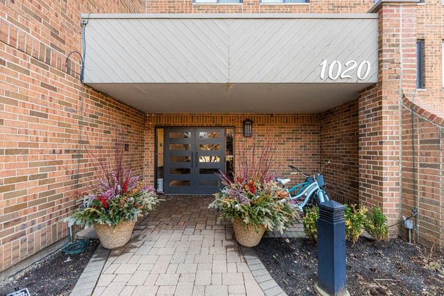 1020 N Harlem Avenue 1E, River Forest, IL 60305