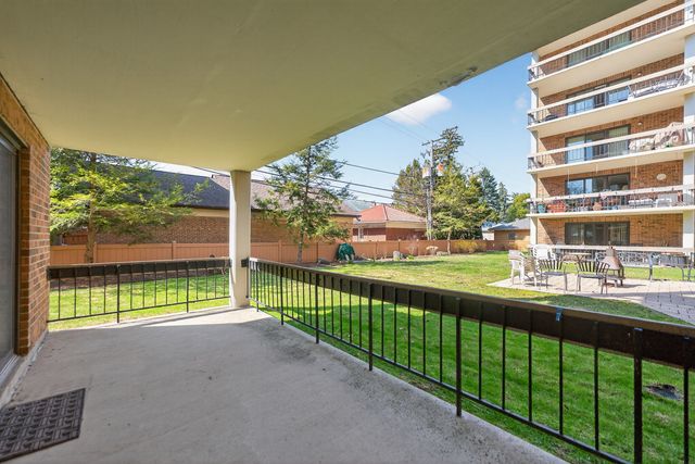 1020 N Harlem Avenue 1E, River Forest, IL 60305