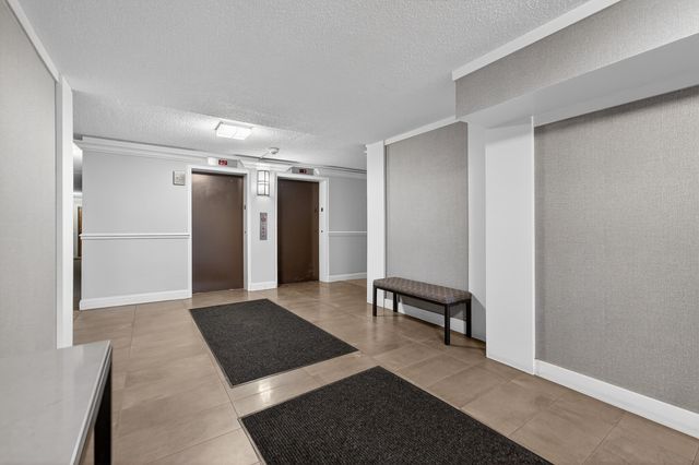 1020 N Harlem Avenue 1E, River Forest, IL 60305