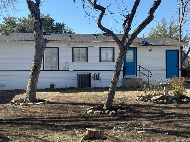 423 Wake Forrest, San Antonio, TX 78228