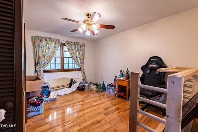 274 Hickam Orchard Road, Kingsport, TN 37660