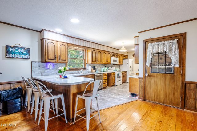 274 Hickam Orchard Road, Kingsport, TN 37660