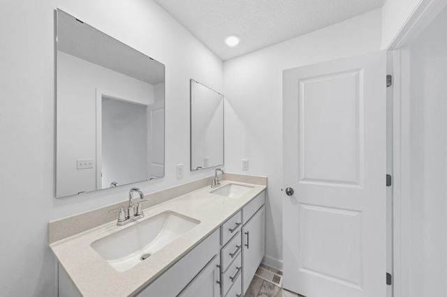 7477 Lotus Lane, Lino Lakes, MN 55038