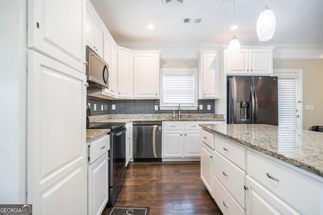 600 Live Oak Way, Dublin, GA 31021