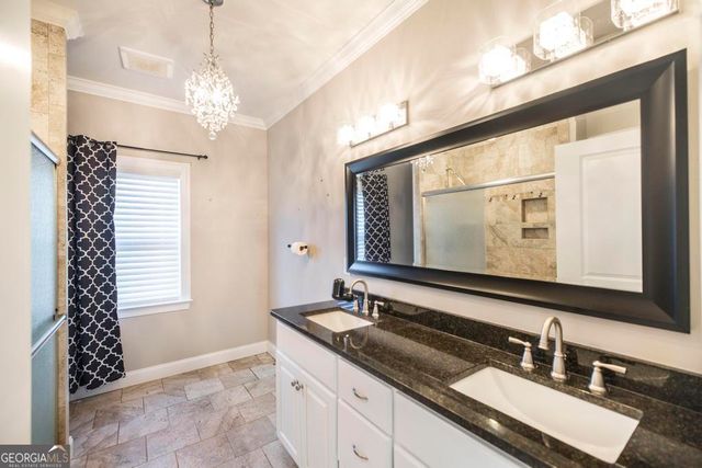 600 Live Oak Way, Dublin, GA 31021