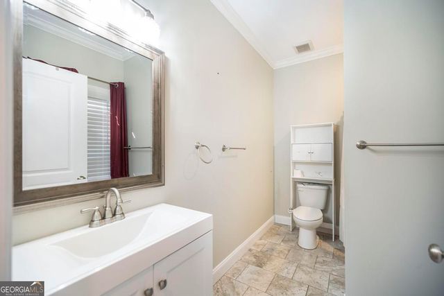 600 Live Oak Way, Dublin, GA 31021