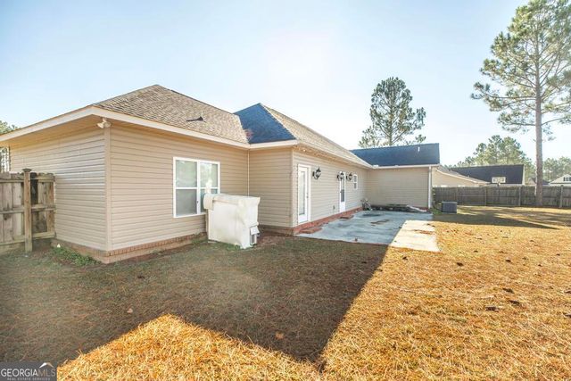 600 Live Oak Way, Dublin, GA 31021