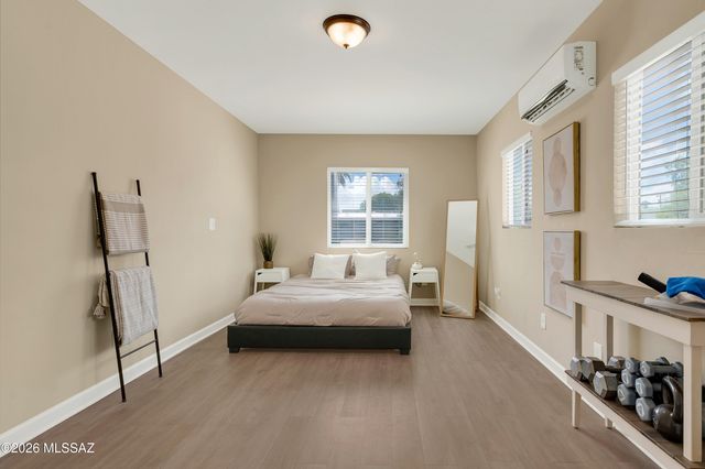 6409 E Barnan Street, Tucson, AZ 85710