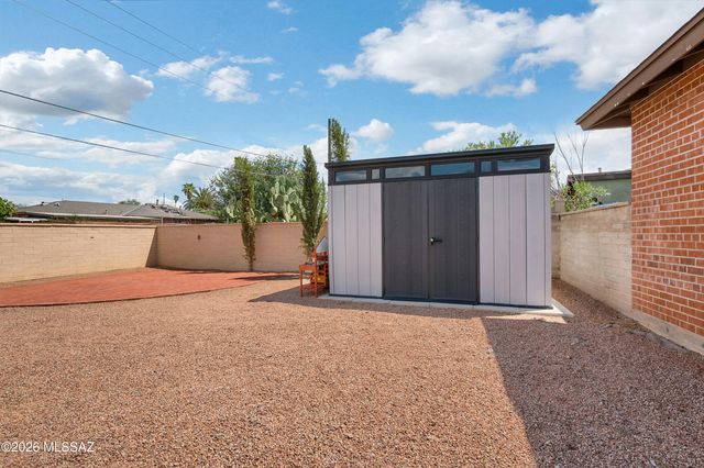 6409 E Barnan Street, Tucson, AZ 85710