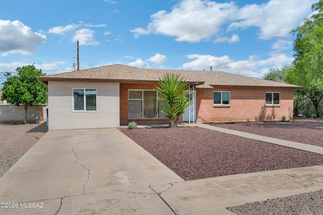 6409 E Barnan Street, Tucson, AZ 85710