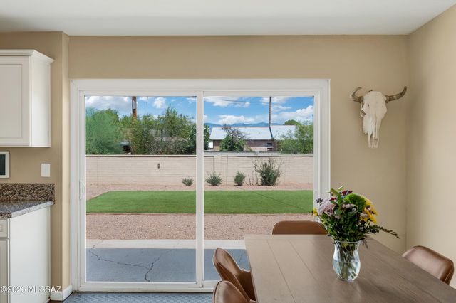 6409 E Barnan Street, Tucson, AZ 85710