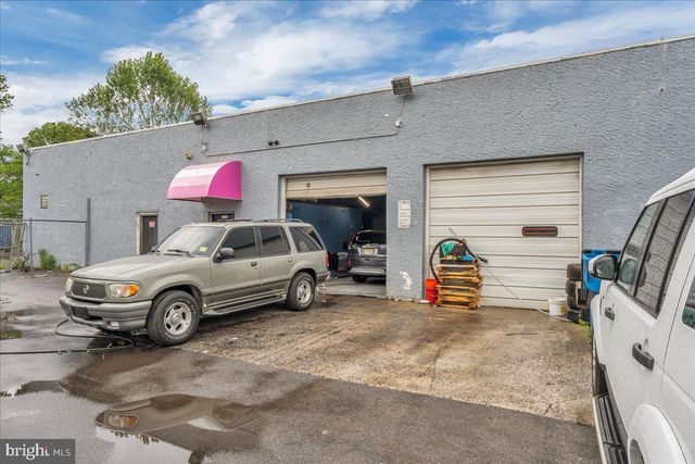 1333 N DELSEA DR, Woodbury, NJ 08096