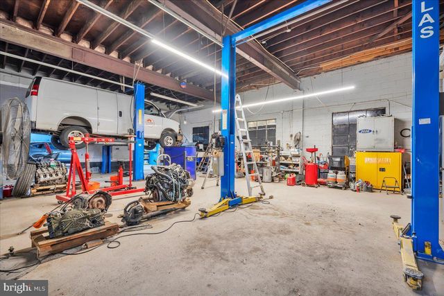 1333 N DELSEA DR, Woodbury, NJ 08096