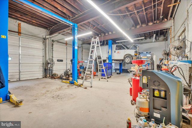 1333 N DELSEA DR, Woodbury, NJ 08096