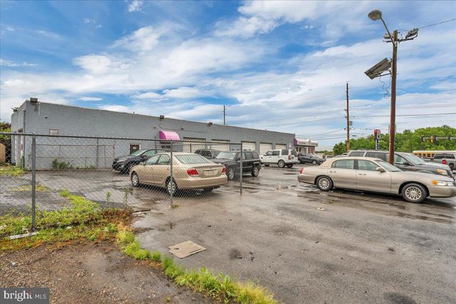 1333 N DELSEA DR, Woodbury, NJ 08096