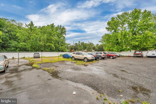 1333 N DELSEA DR, Woodbury, NJ 08096