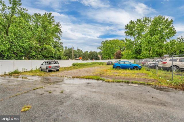 1333 N DELSEA DR, Woodbury, NJ 08096