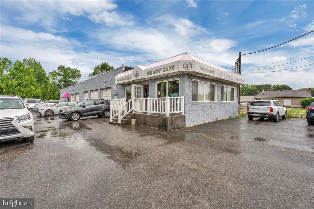 1333 N DELSEA DR, Woodbury, NJ 08096