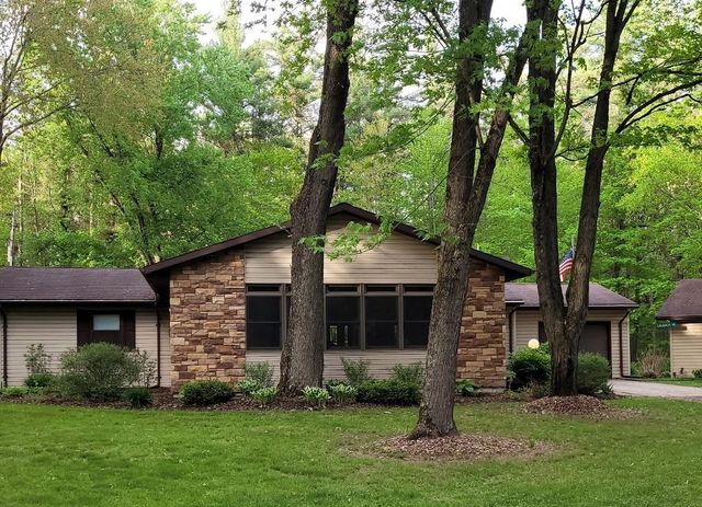 N7084 US Highway 12, Black River Falls, WI 54615