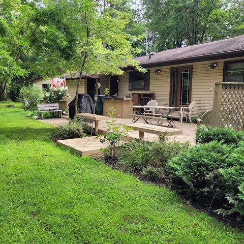 N7084 US Highway 12, Black River Falls, WI 54615