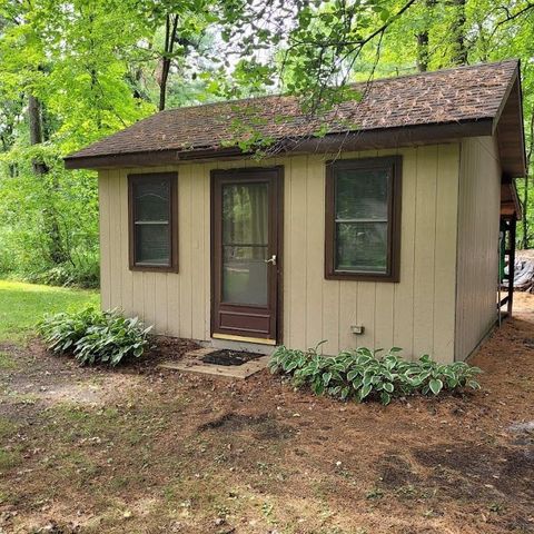 N7084 US Highway 12, Black River Falls, WI 54615