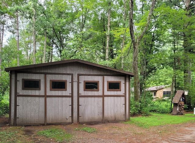 N7084 US Highway 12, Black River Falls, WI 54615